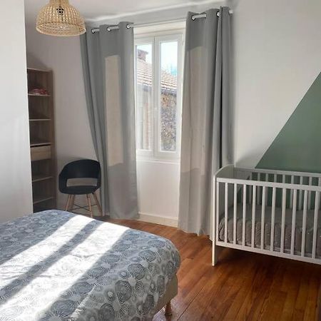 Gite De Tom Et Mag Classe 3 * Clevacances Villa Pontgibaud Exteriör bild