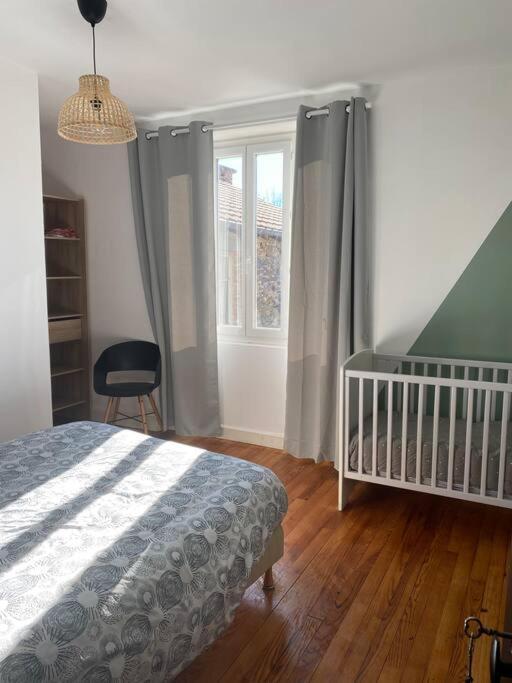 Gite De Tom Et Mag Classe 3 * Clevacances Villa Pontgibaud Exteriör bild