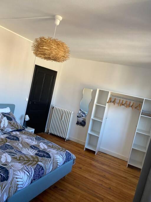 Gite De Tom Et Mag Classe 3 * Clevacances Villa Pontgibaud Exteriör bild